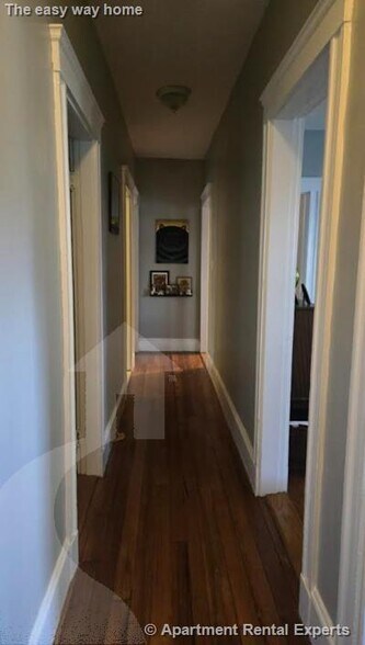 Building Photo - 835 Fellsway