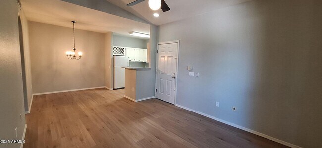 Building Photo - 2929 W Yorkshire Dr