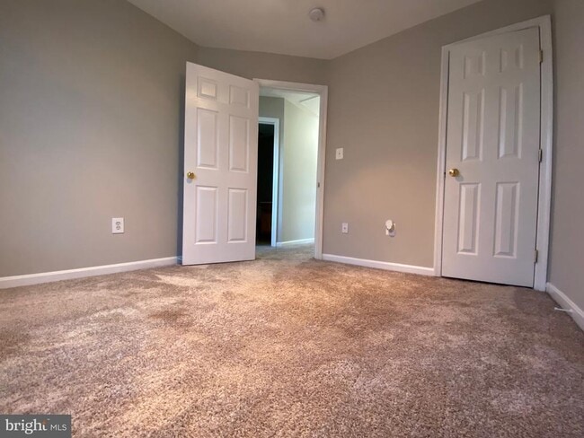 Building Photo - 14299 Newbern Loop