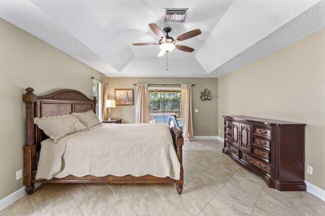 Building Photo - 13679 Callington Dr