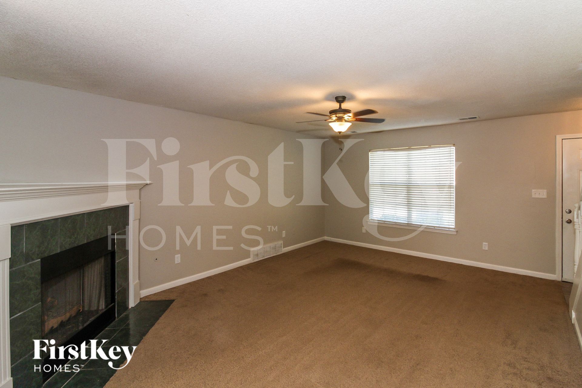 Building Photo - 7680 Bramble Ln