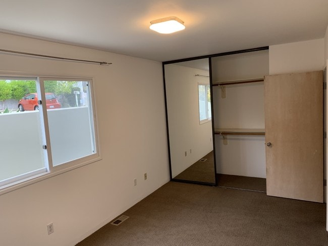 Second Bedroom - 2616 Walnut Ave