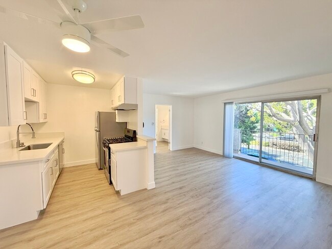 Building Photo - 12745 Venice Blvd