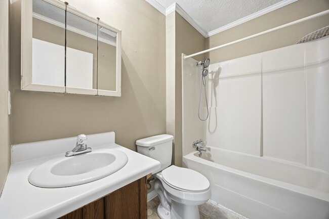 Building Photo - 4434 Janice Dr SW