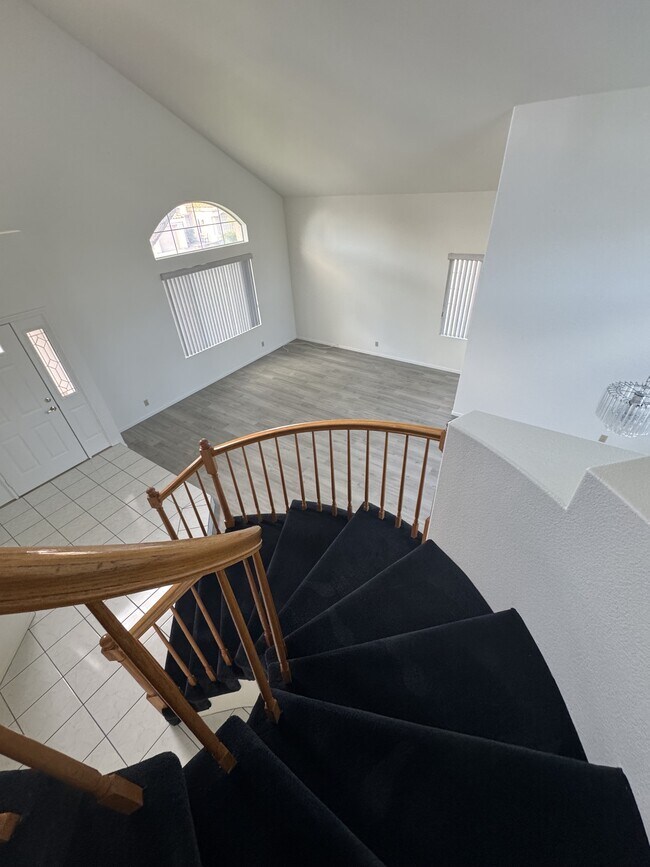 Building Photo - 7621 Belmondo Ln