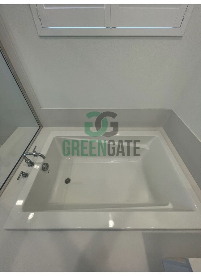 Building Photo - New Build in Tracy Hills!! 4 Bedroom 2.5 Bath AVAILABLE NOW!!