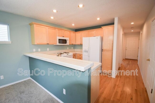 Building Photo - 16933 NW Arizona Dr