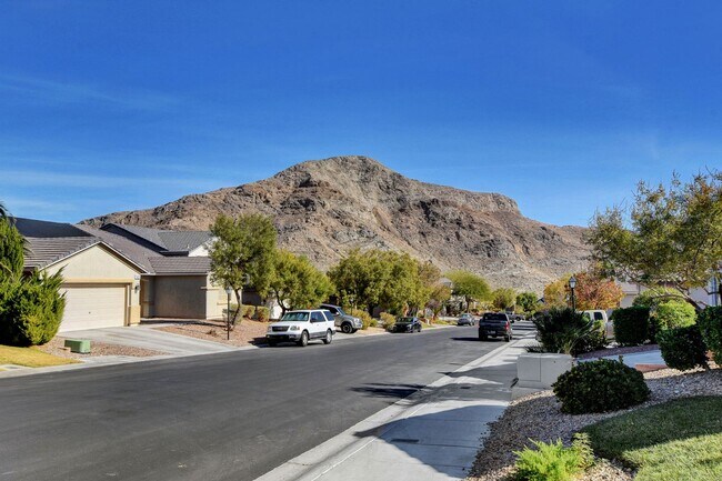 Building Photo - 1st MONTH FREE! Lone Mountain Heights Luxu...