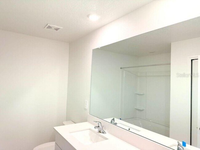 Building Photo - 10315 Honey Hammock Wy
