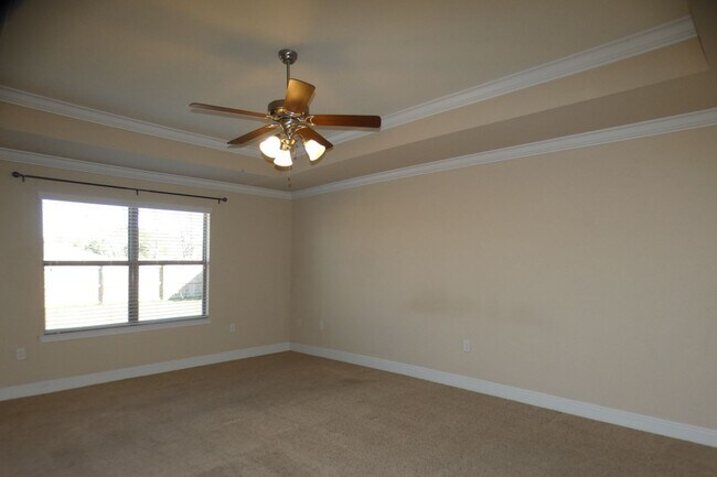 Building Photo - Spacious 4-Bedroom Home - Pace Mill Creek