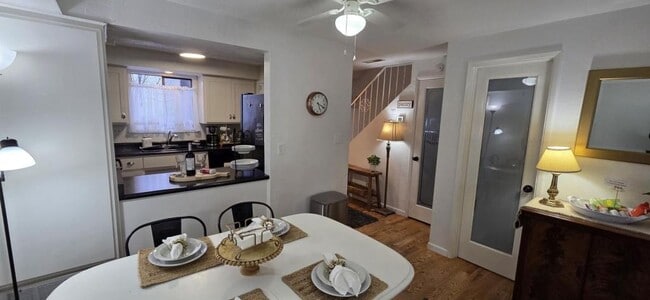 Primary Photo - 1309 Maple Leaf Ct