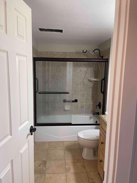 Building Photo - 1715 Rainier St