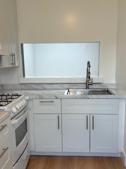 Building Photo - 1565 4th St