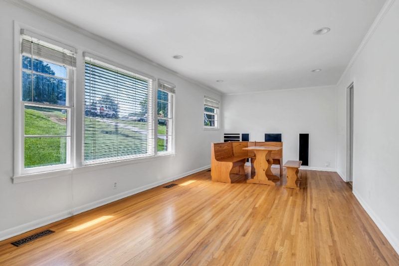 Building Photo - 1312 Cheshire Dr