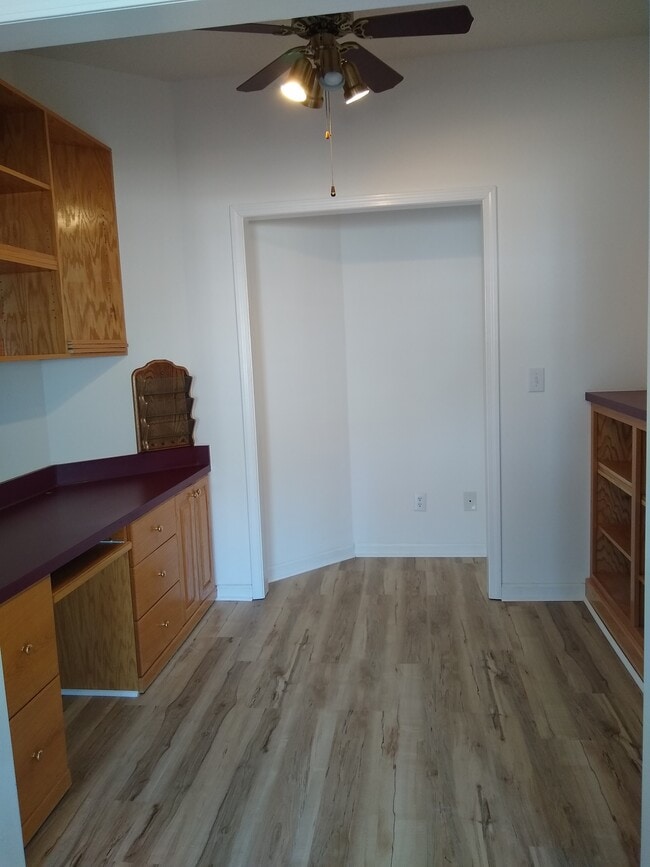 Building Photo - 294 Ravennaside Dr NW