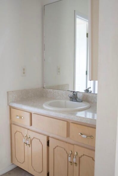 Building Photo - 4550 Barrington Ln