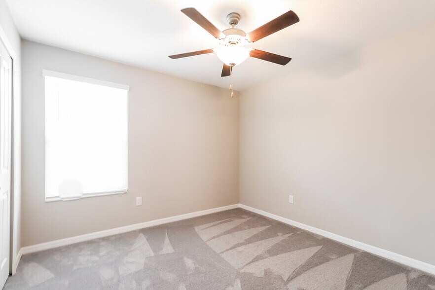 Building Photo - 7309 Spring Snowflake Ave