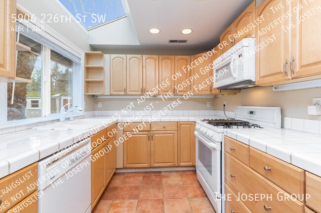 Building Photo - 5906 226th St SW