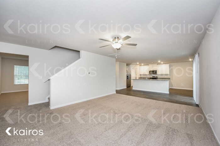 Building Photo - 607 Wild Tulip Ct