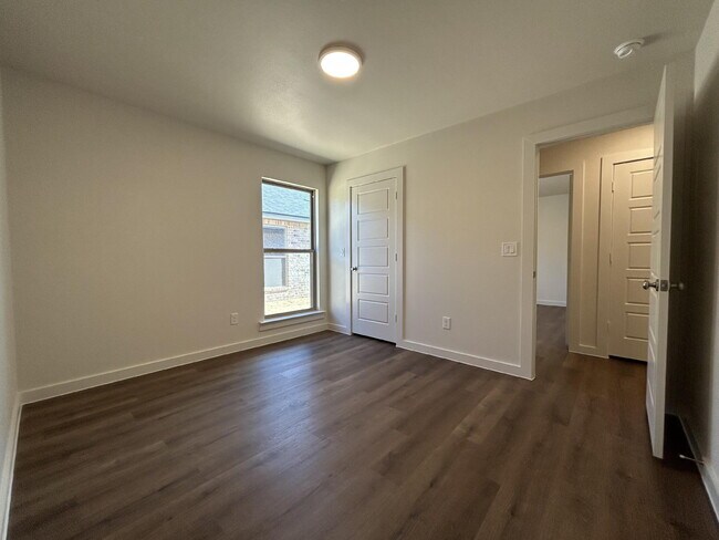 Building Photo - 7216 8th St