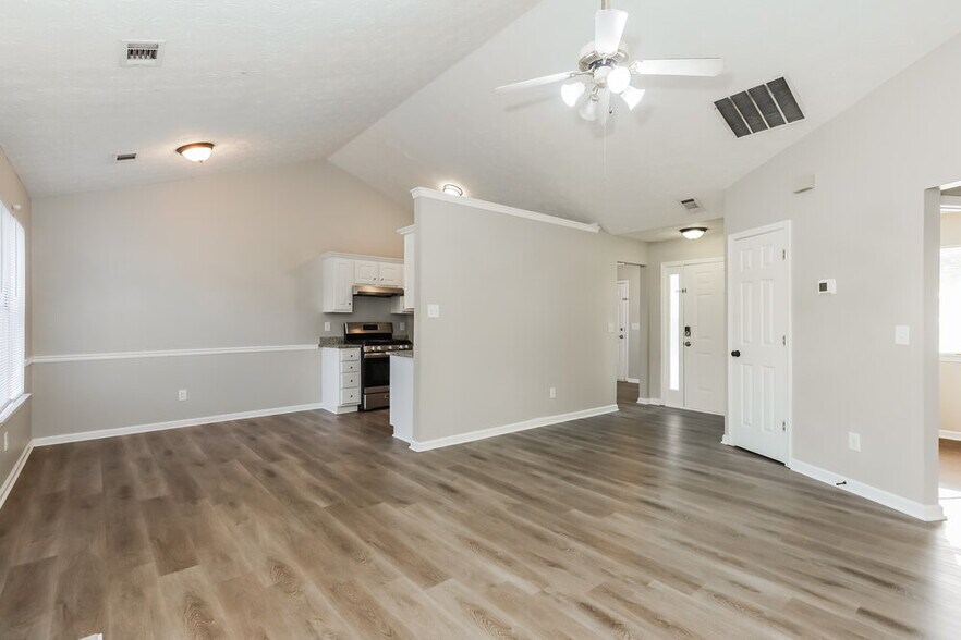 Building Photo - 35 N Greenfield Cir