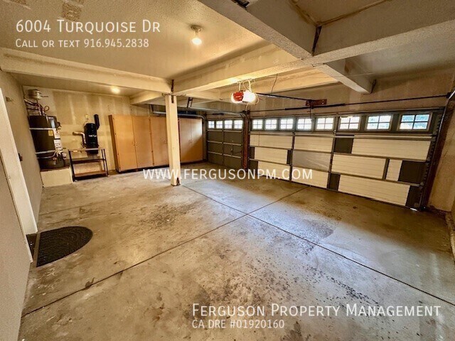 Building Photo - 6004 Turquoise Dr