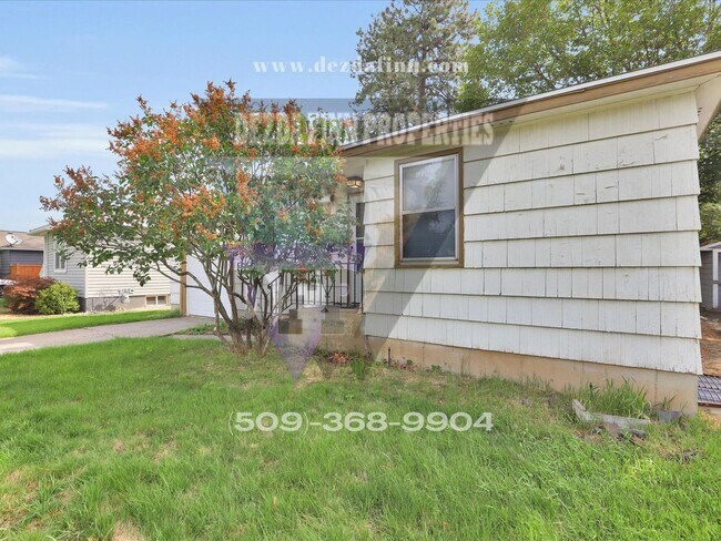 Building Photo - South Hill 3 bed/1 bath rancher with primo...