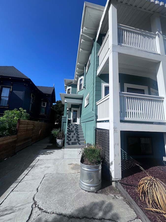 Building Photo - 1301 Adeline St