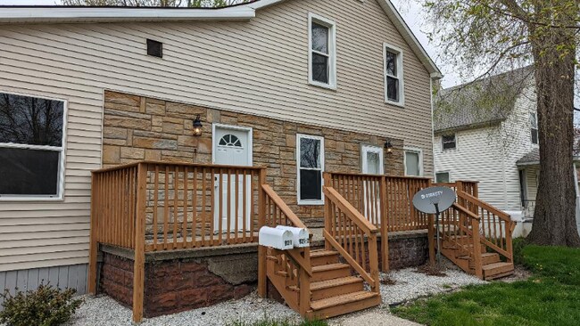 Building Photo - 921 Mason