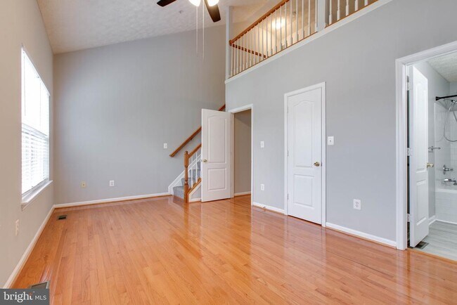 Building Photo - 3318 Hibiscus Ct