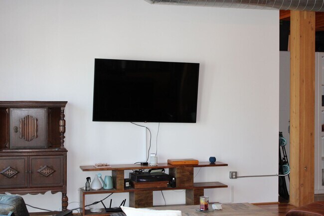 Building Photo - Full Service Executive Fully Furnished All Inclusive Architectural Penthouse Loft Downtown Denver