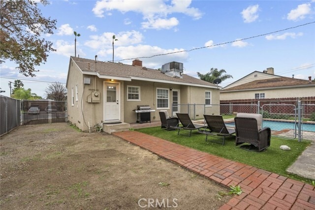 Building Photo - 14423 Sayre St