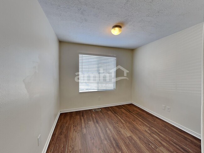 Building Photo - 7051 W Saw Timber Way