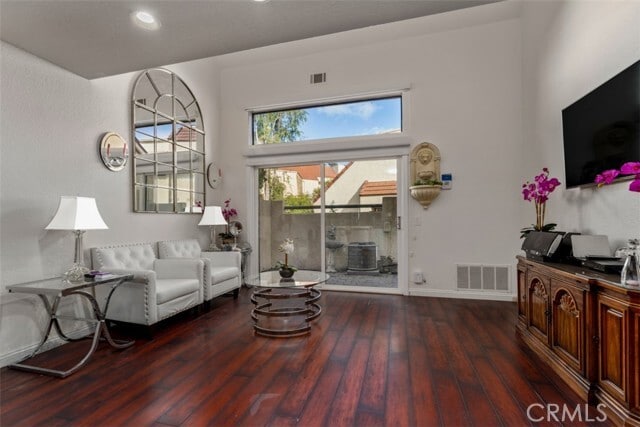 Building Photo - 133 Pearl