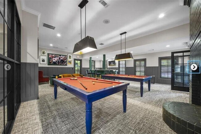 Building Photo - 350 Perimeter N Ctr