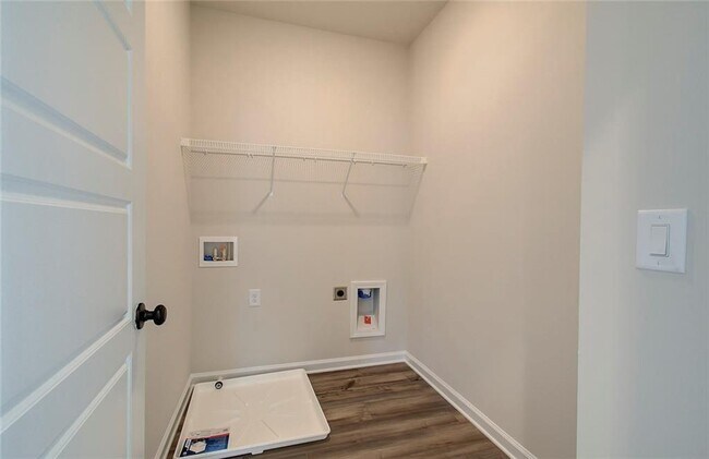 Building Photo - 4561 Cypress Pk Dr