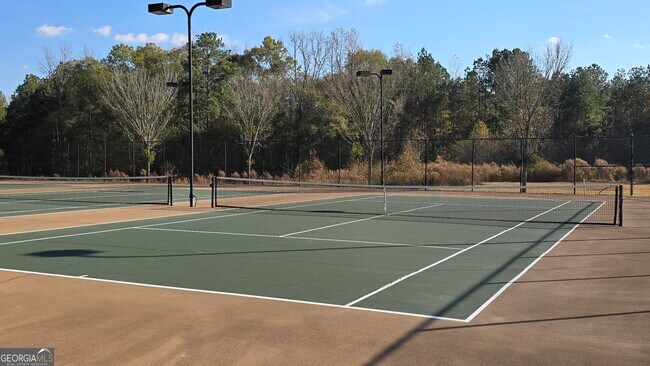 Building Photo - 13106 Vista Dr SE