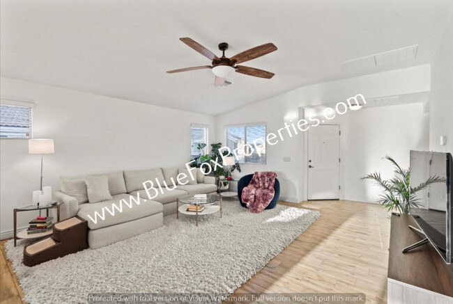 Building Photo - 8633 N Continental Links Dr