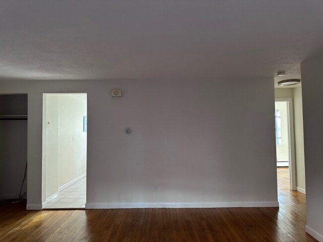Building Photo - 65 Colborne Rd