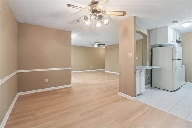 Building Photo - 2398 Lawrenceville Hwy