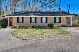 Building Photo - 326 Old Plantation Rd