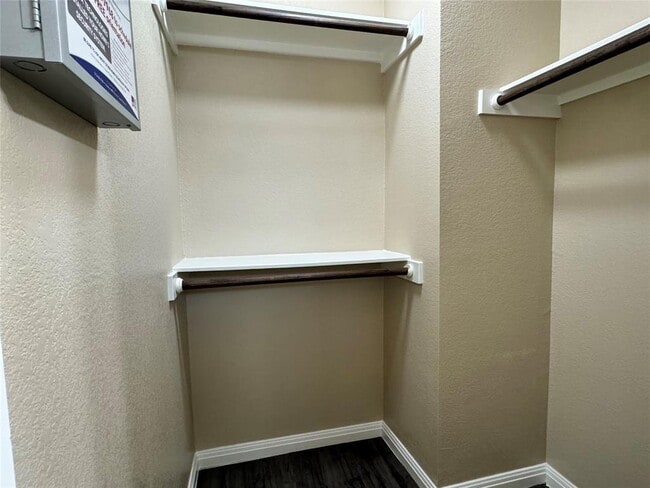 Building Photo - 4505 Esper Ln