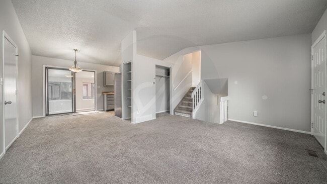 Building Photo - Great Home in Colorado Springs with 2 Car Garage