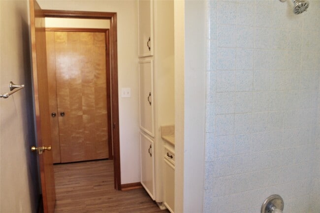 Building Photo - 1126 Jackson St