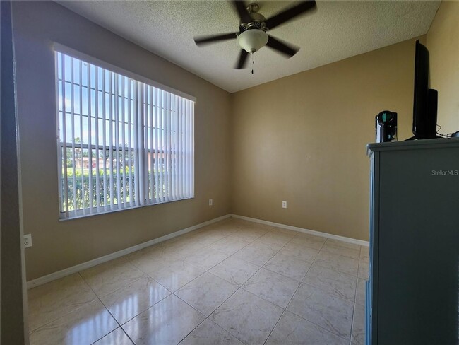 Building Photo - 2503 Buttercup Ct