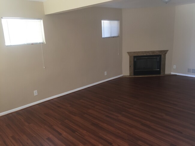 Building Photo - 4609 W 172nd St