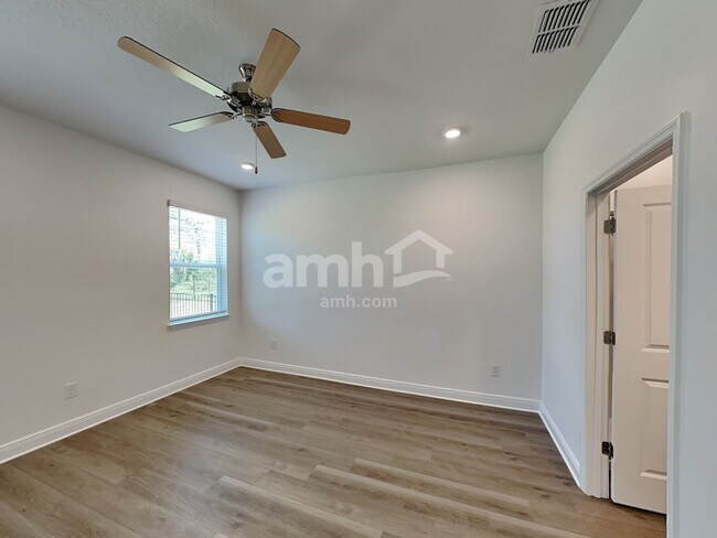 Building Photo - 6630 Atlantic Bch Ave