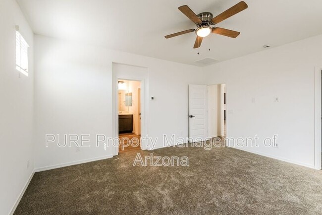 Building Photo - 10163 W Crittenden Ln