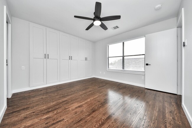 Building Photo - 5710 Cornish St