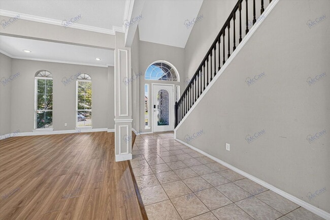 Building Photo - 305 Brazil Dr